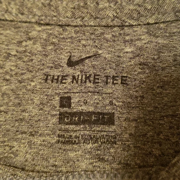 Nike Green Boys Short Sleeve Shirt - Picture 3 of 11